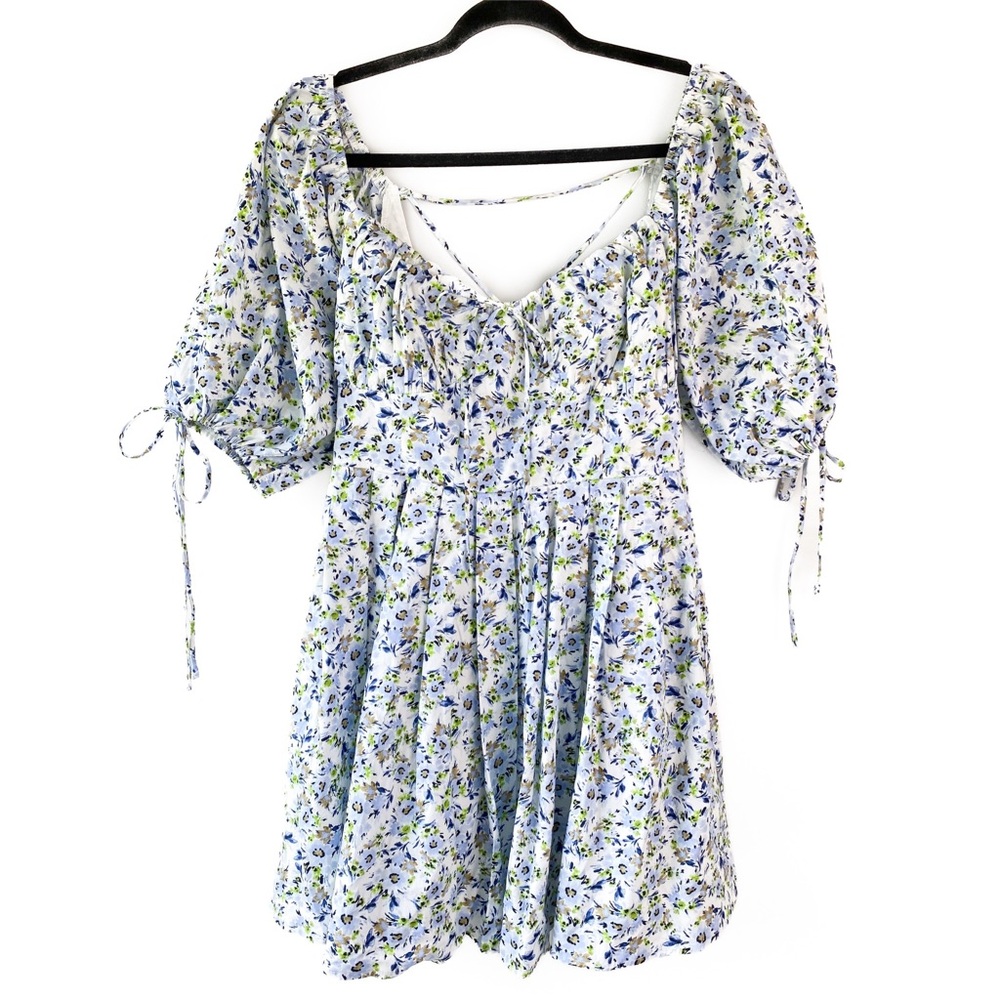 NWT Forever 21 Floral Cottagecore Mini‎ Dress M Blue White Lace Up Puff Sleeve